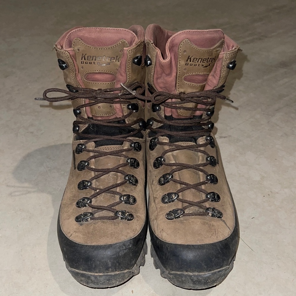 Women’s Kenetrek Hunting Boots